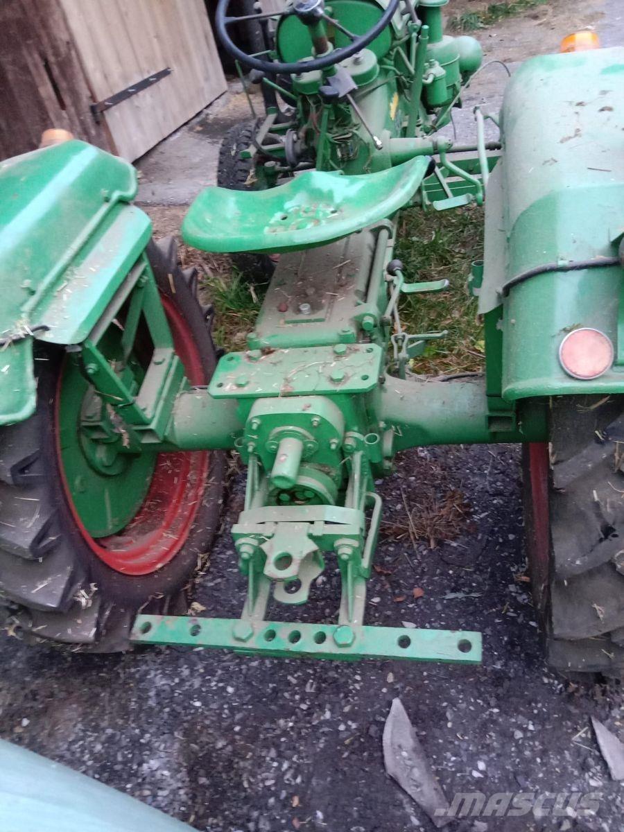 Holder  Tractoare