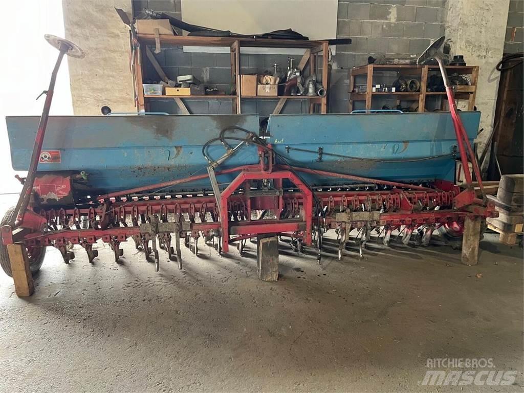 Isaria TYP 6000 Perforatoare
