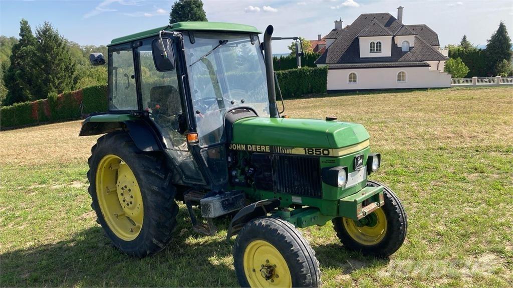 John Deere 1850 Tractoare