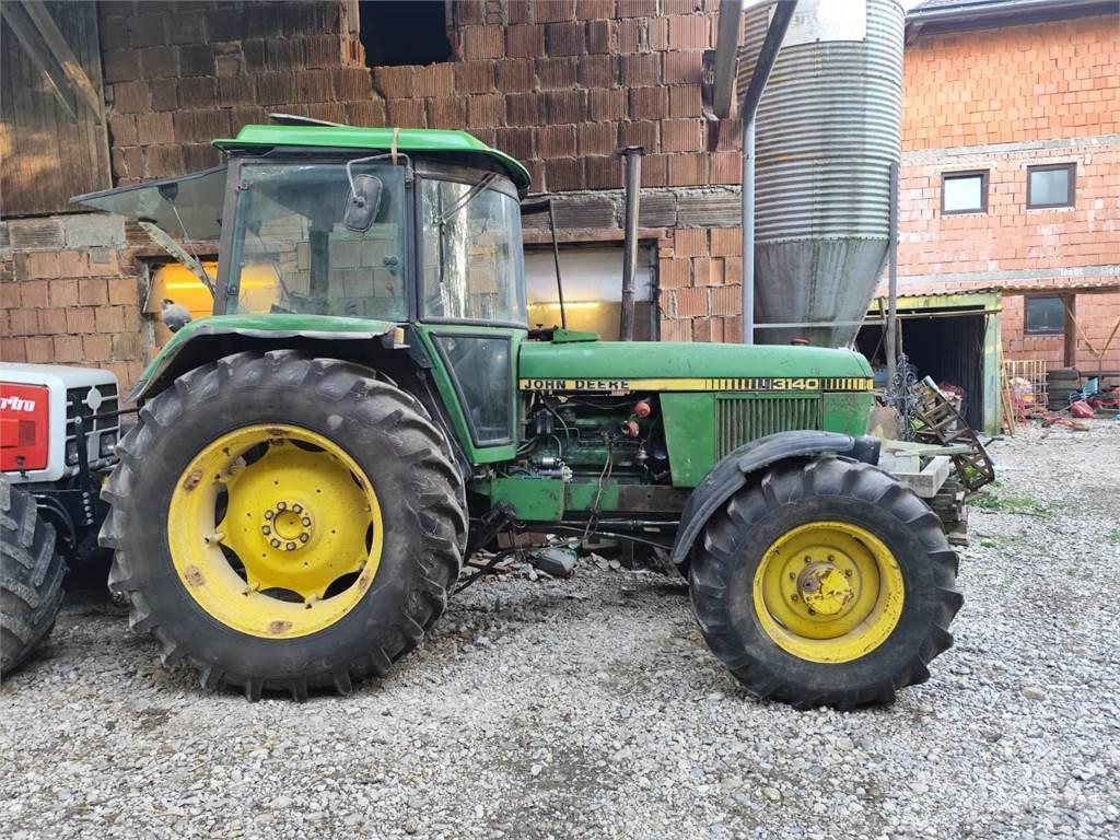 John Deere 3140 Tractoare