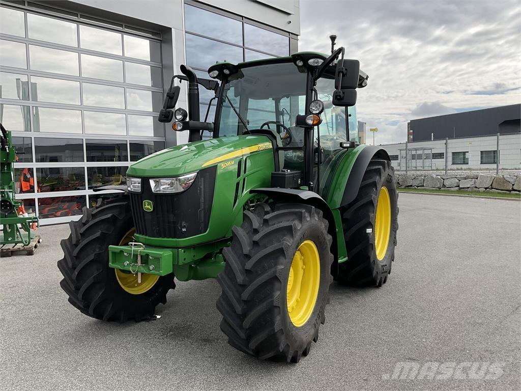 John Deere 5095M Tractoare