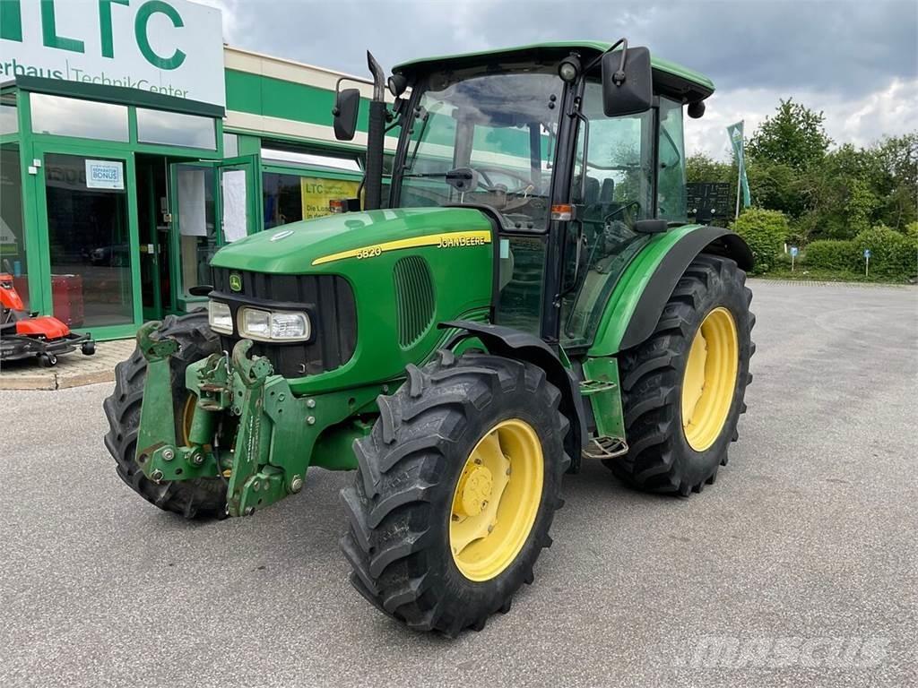 John Deere 5820 Tractoare