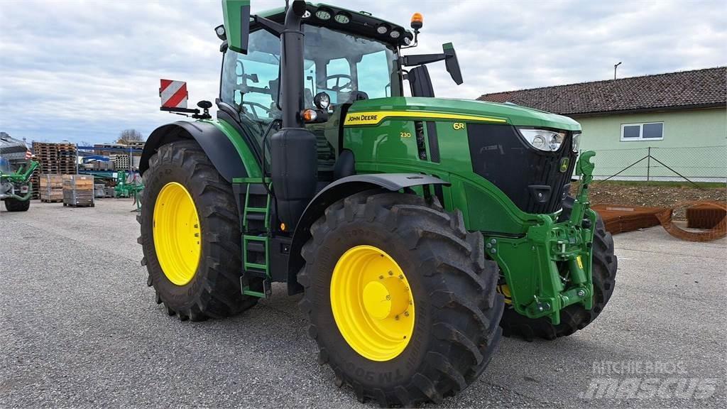 John Deere 6 R 230 Tractoare