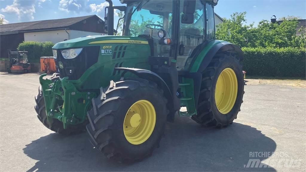 John Deere 6110R Tractoare