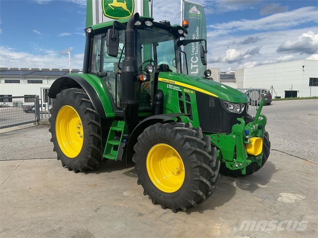 John Deere 6120M Tractoare