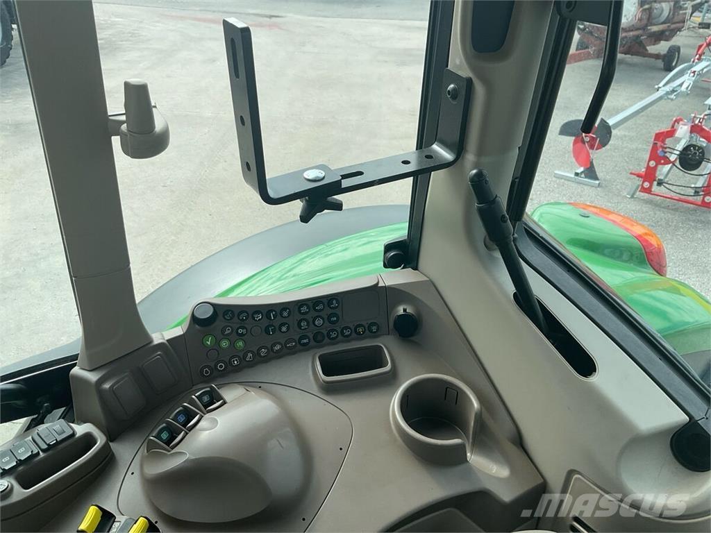 John Deere 6120M Tractoare