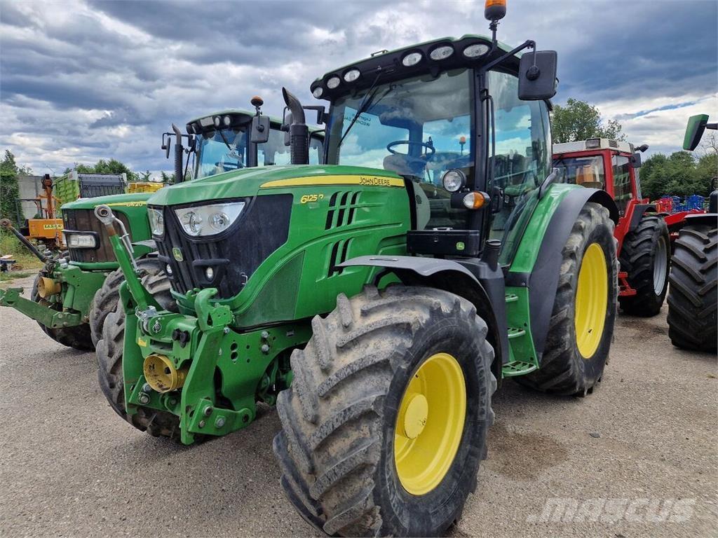 John Deere 6125R Tractoare