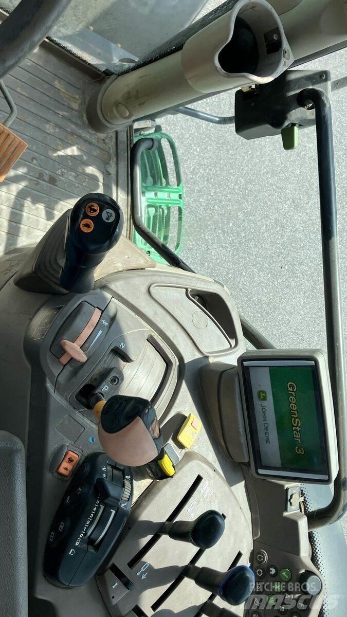 John Deere 6130R Tractoare