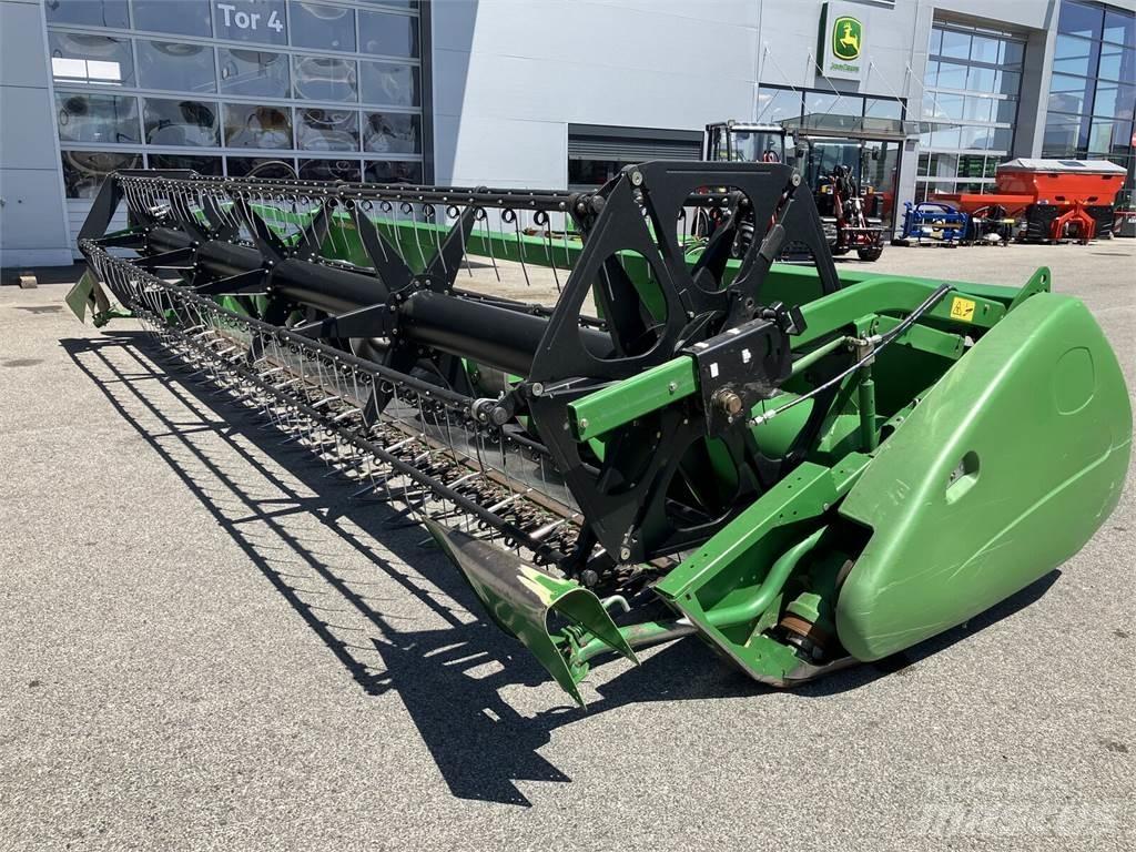 John Deere 620R Accesorii combine agricole
