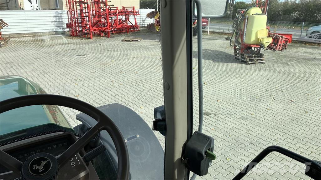 John Deere 6920 Tractoare