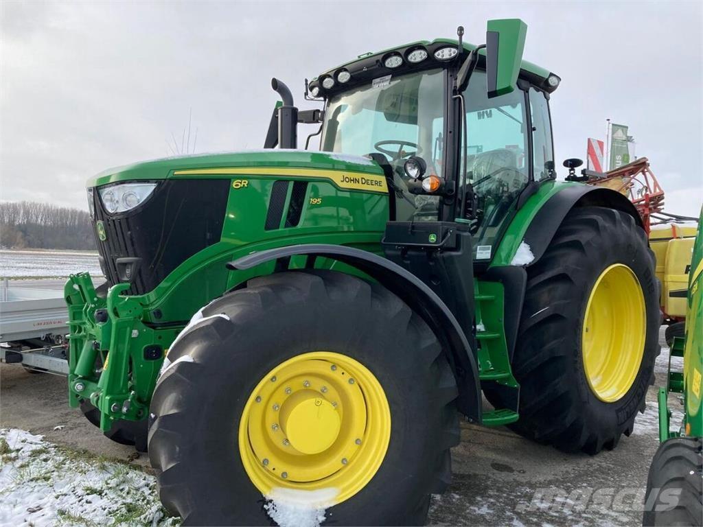 John Deere 6R 195 Tractoare