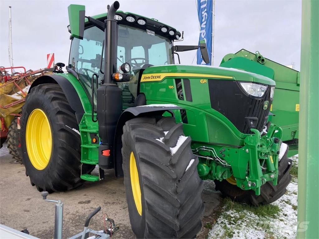 John Deere 6R 195 Tractoare