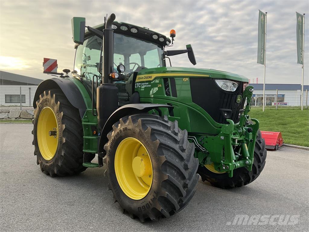 John Deere 6R 215 Tractoare