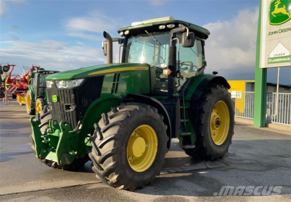 John Deere 7230R Tractoare