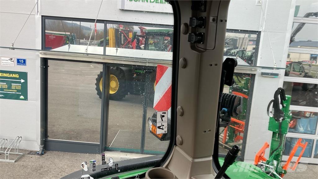 John Deere 7R 330 Tractoare