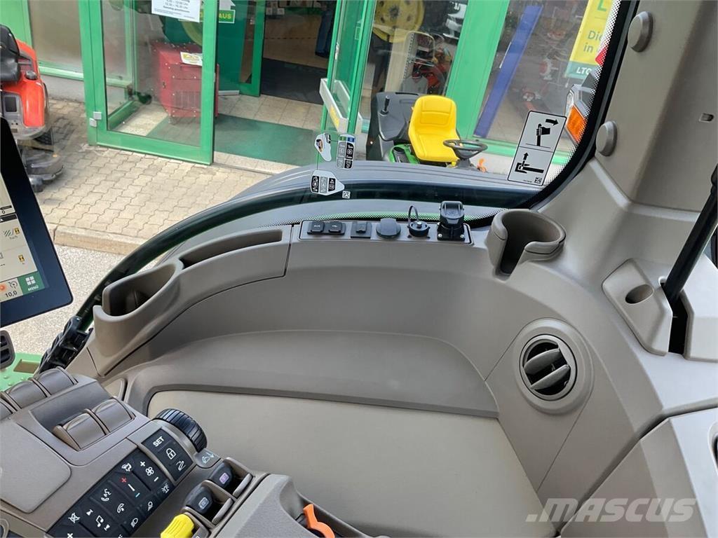 John Deere 8R340 Tractoare