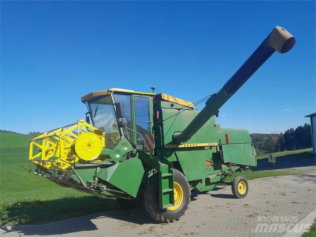 John Deere 950 Combine de secerat