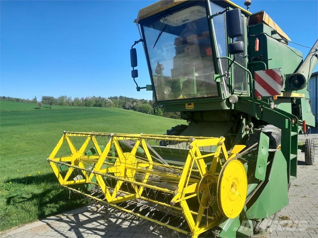 John Deere 950 Combine de secerat