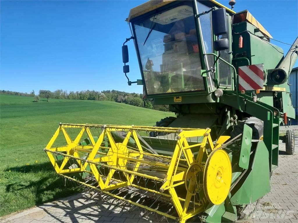 John Deere 950 Combine de secerat