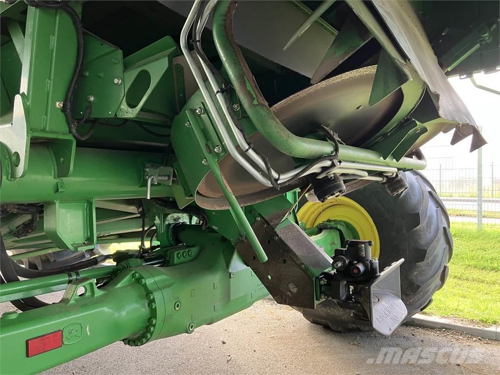 John Deere T670 Combine de secerat