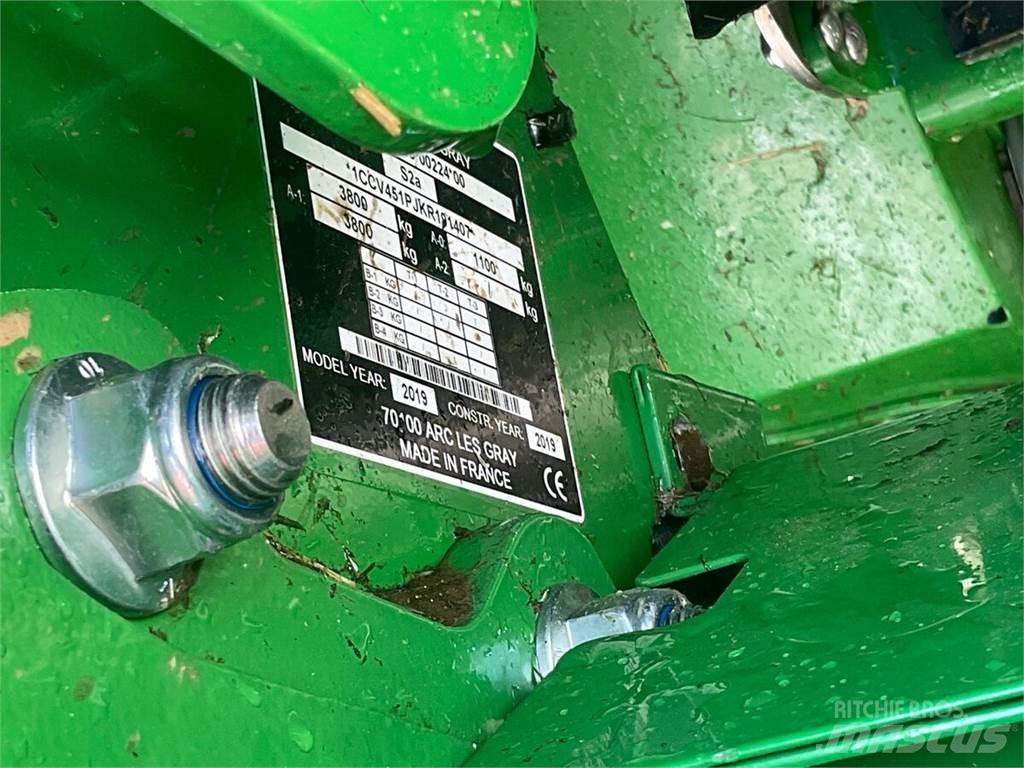 John Deere V451R Masina de balotat cilindric
