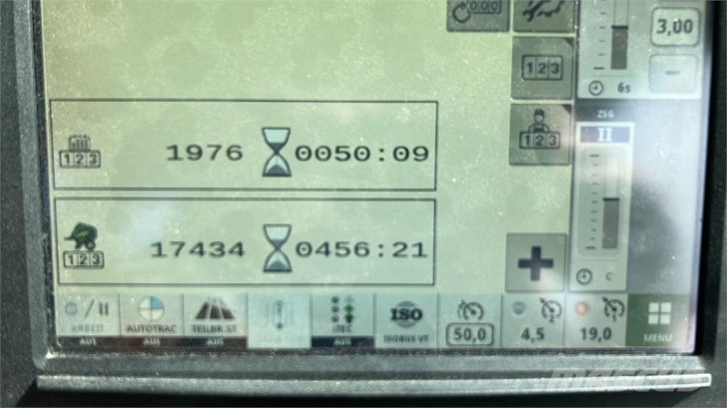 John Deere V461R Masina de balotat cilindric