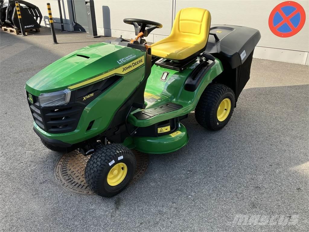 John Deere X 147R Utilaje întreţinere terenuri - Altele