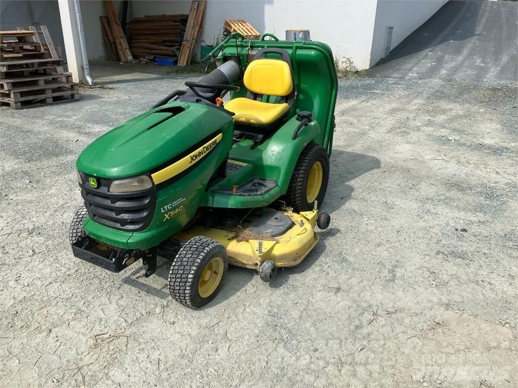 John Deere X540 Utilaje întreţinere terenuri - Altele