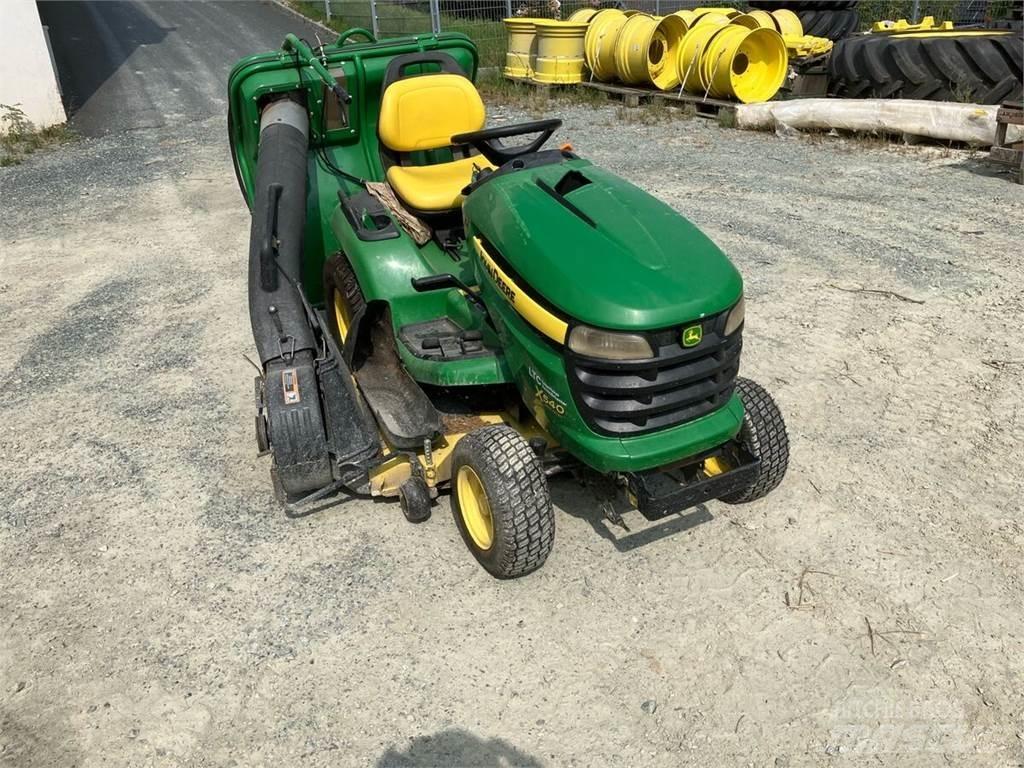 John Deere X540 Utilaje întreţinere terenuri - Altele