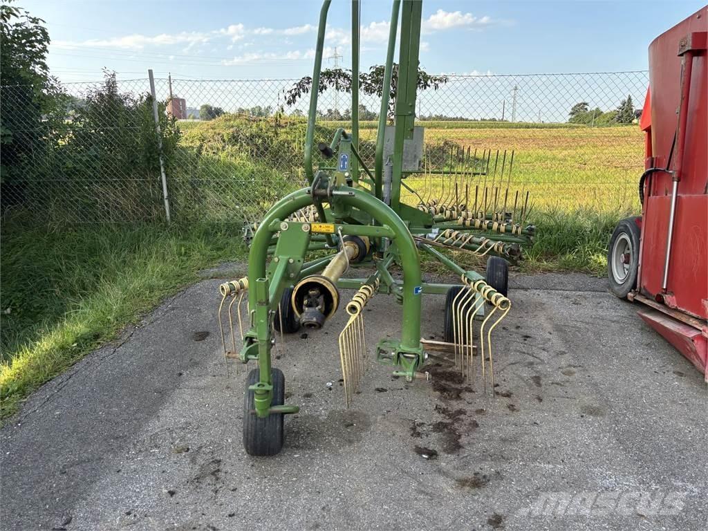 Krone Swadro 42 Utilaj de răvăşit fân