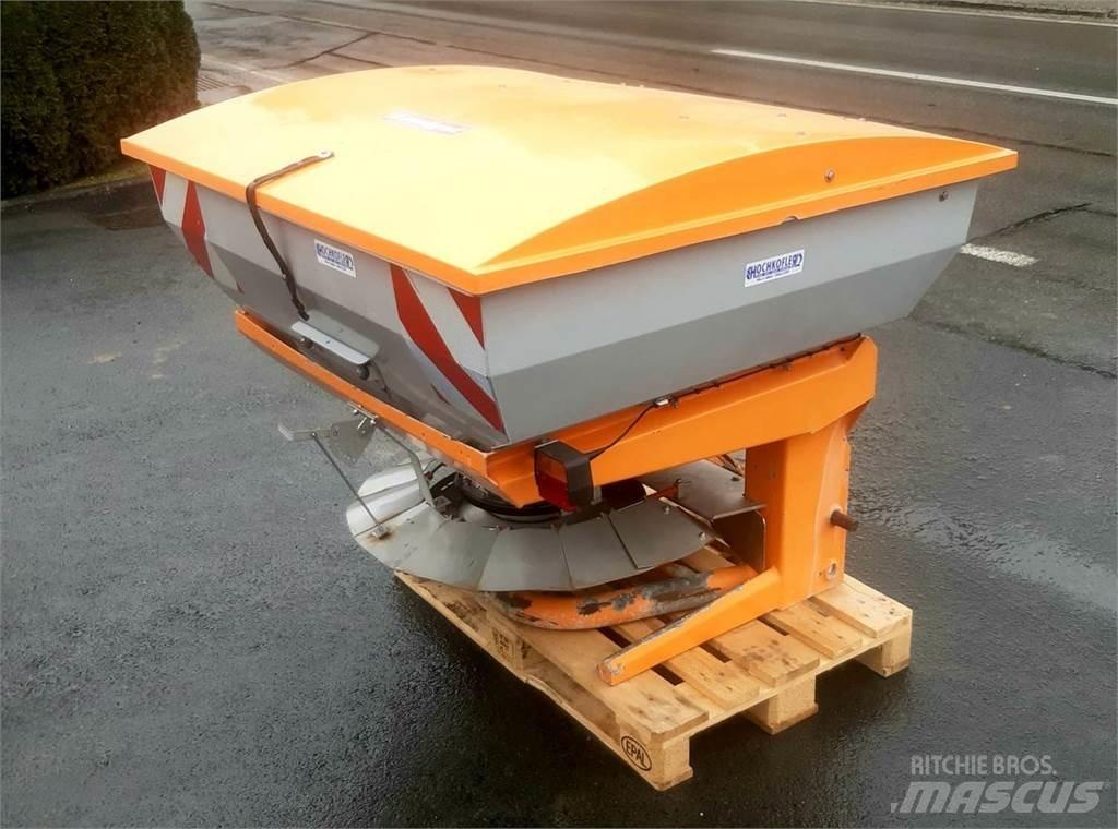  Landgut 833e Utilaje întreţinere terenuri - Altele