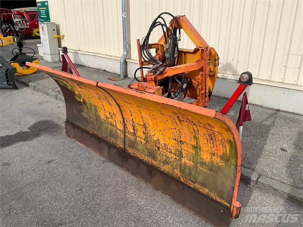  LESNIK 2500 Alte masini pentru drum si zapada