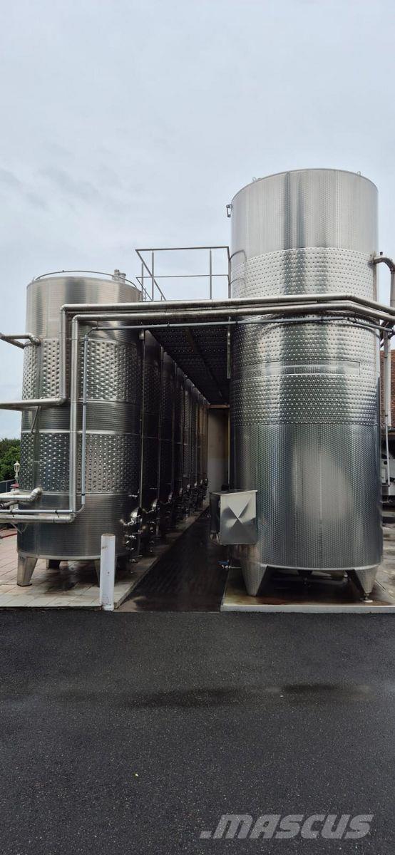  Letina Lagertank Alte echipamente de viticultura