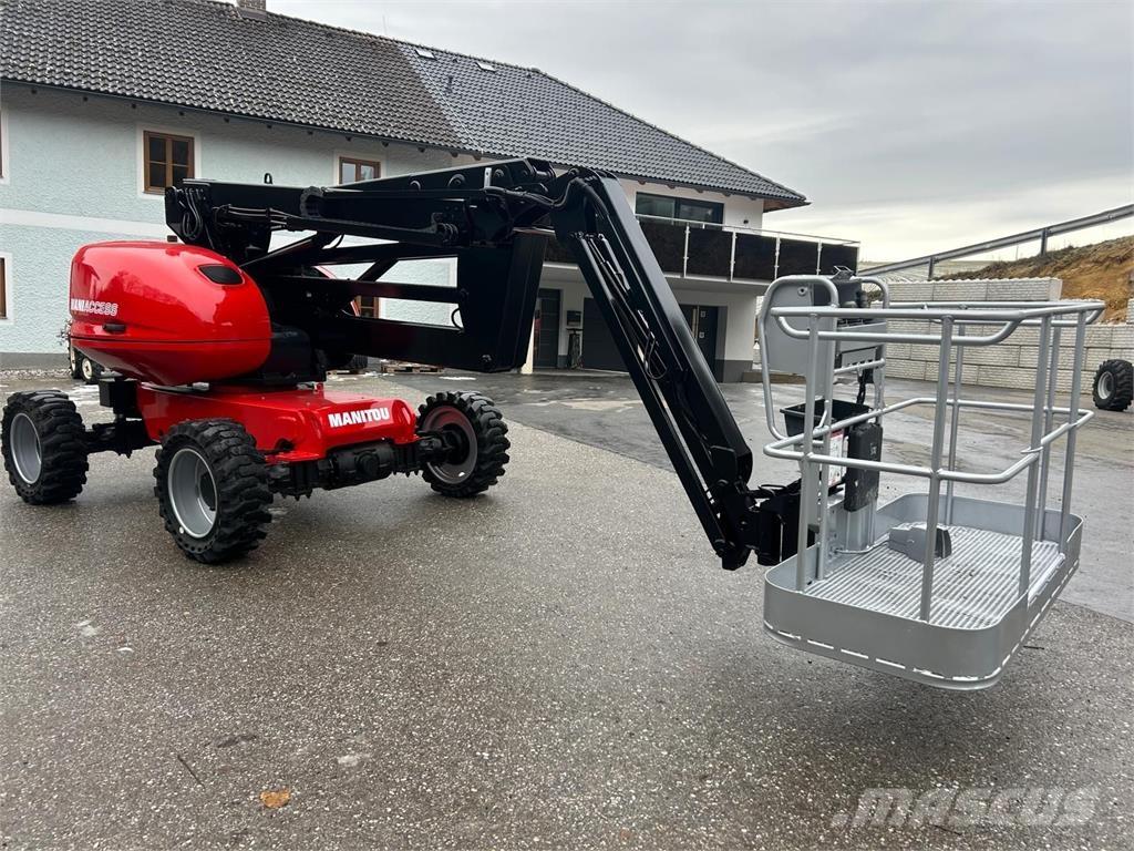 Manitou 160 ATJ Nacele cu brat articulat
