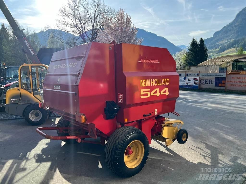 New Holland 544 Masina de balotat cilindric