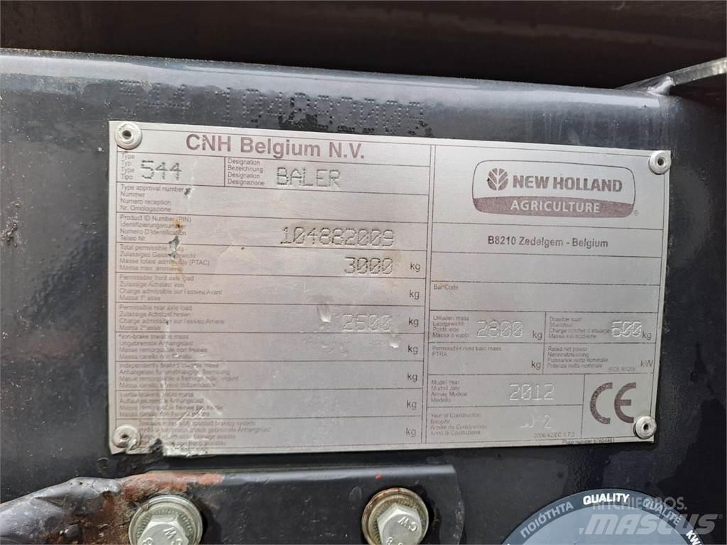 New Holland BR 6090 Masina de balotat cilindric