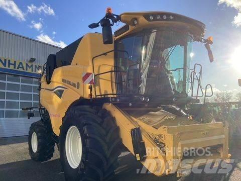 New Holland CX 8.80 Combine de secerat