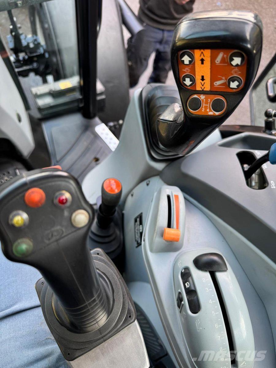 New Holland T4.115 Tractoare