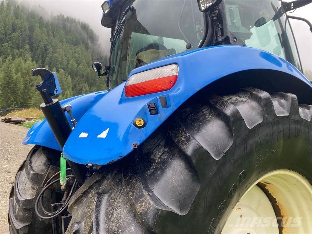 New Holland T7040 Tractoare