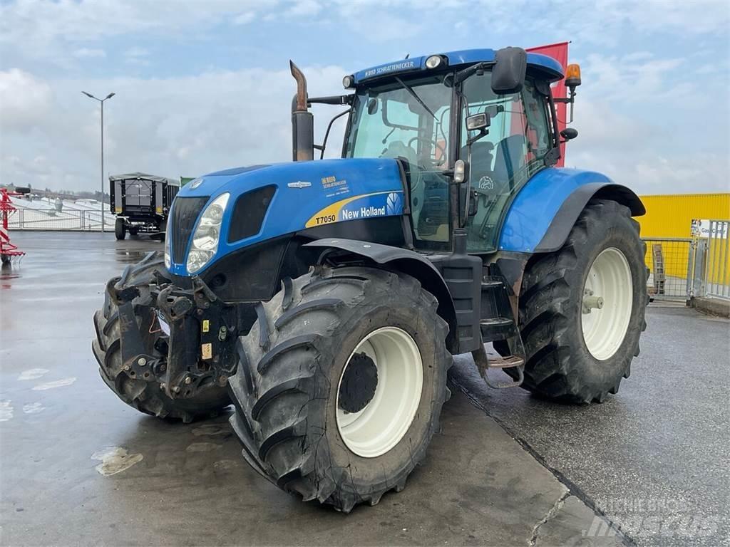 New Holland T7050 Tractoare