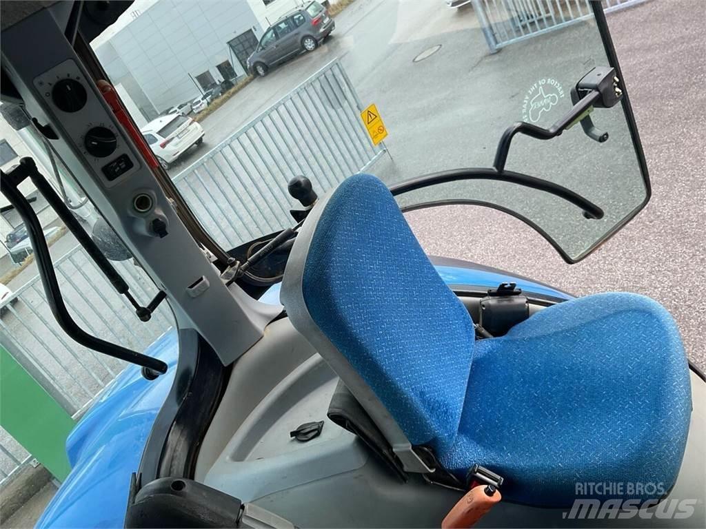 New Holland T7050 Tractoare