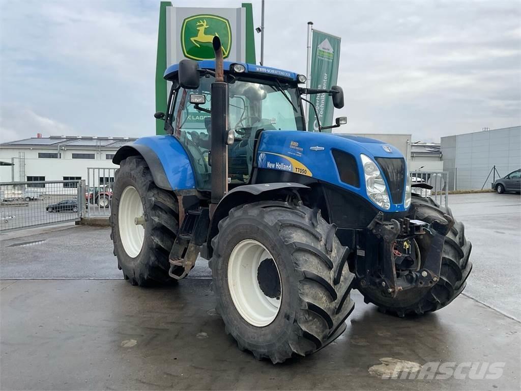 New Holland T7050 Tractoare