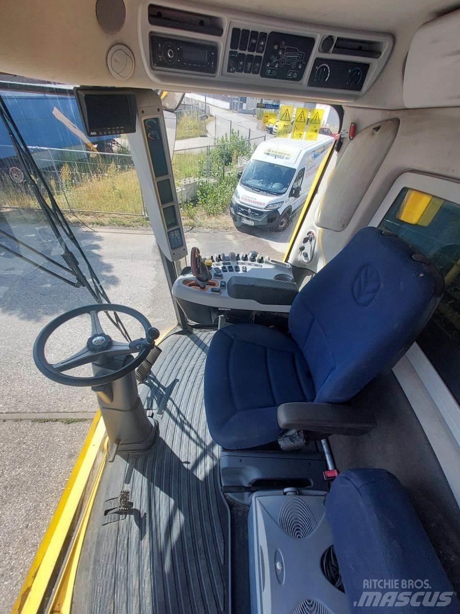 New Holland TC5070 Combine de secerat