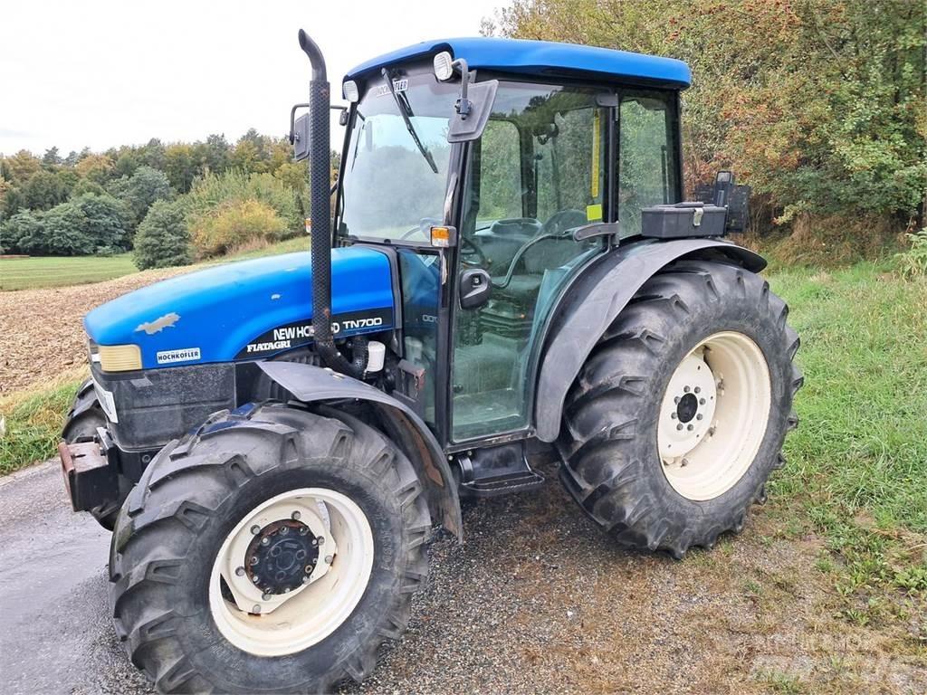 New Holland TN-D 70 Tractoare