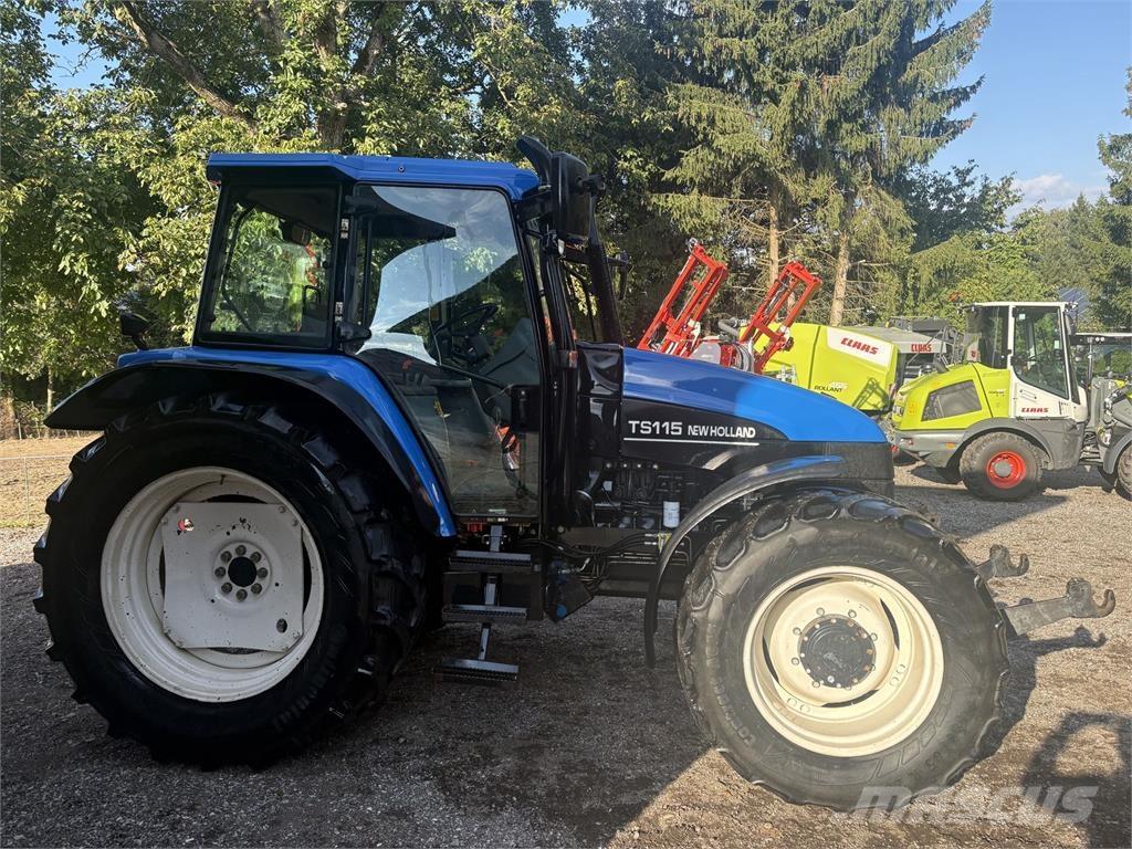 New Holland TS115 Tractoare