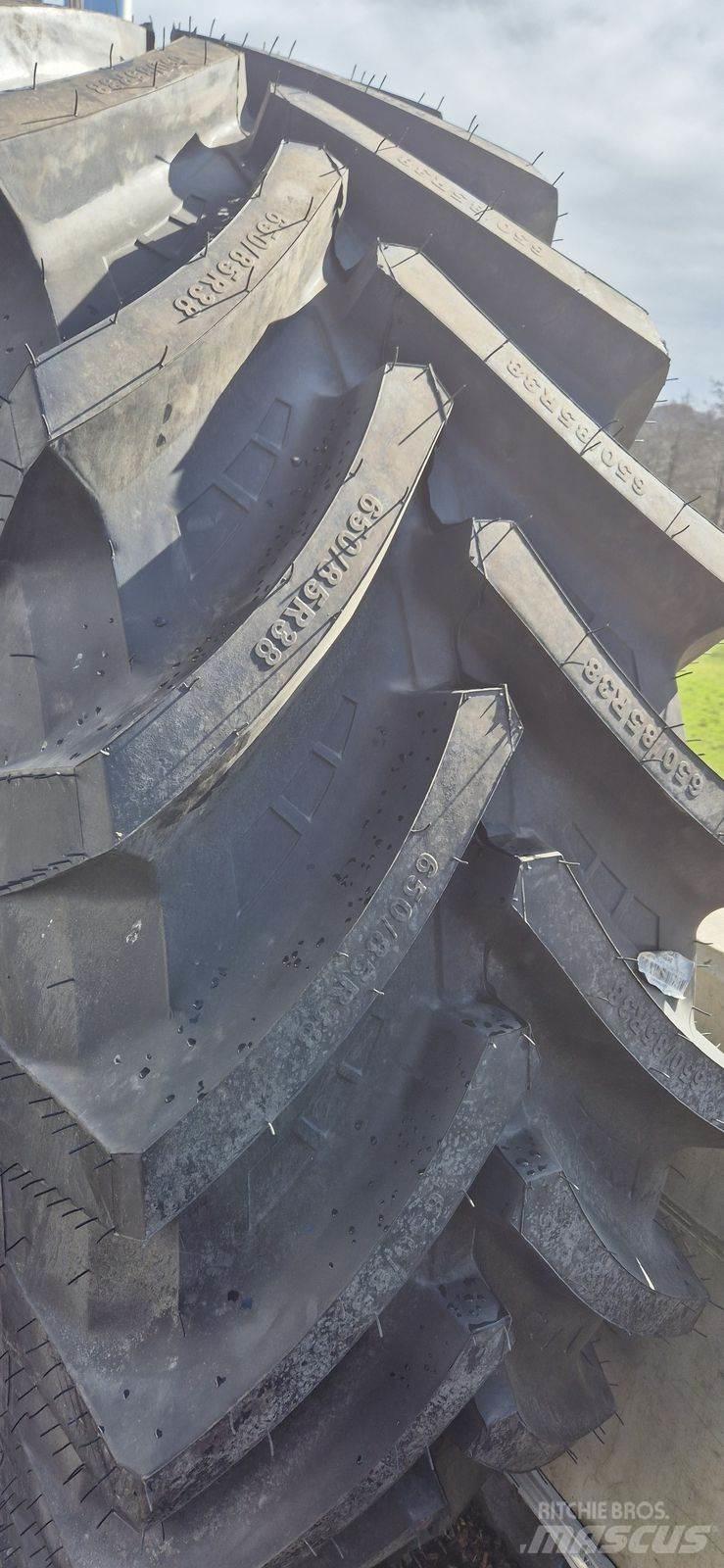 Petlas 650/85 R38 Roti