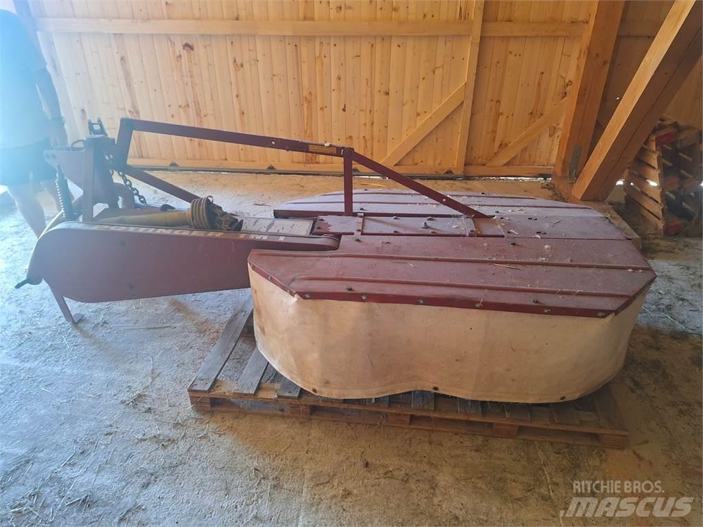 Pöttinger TM 145 Cositoare de iarba