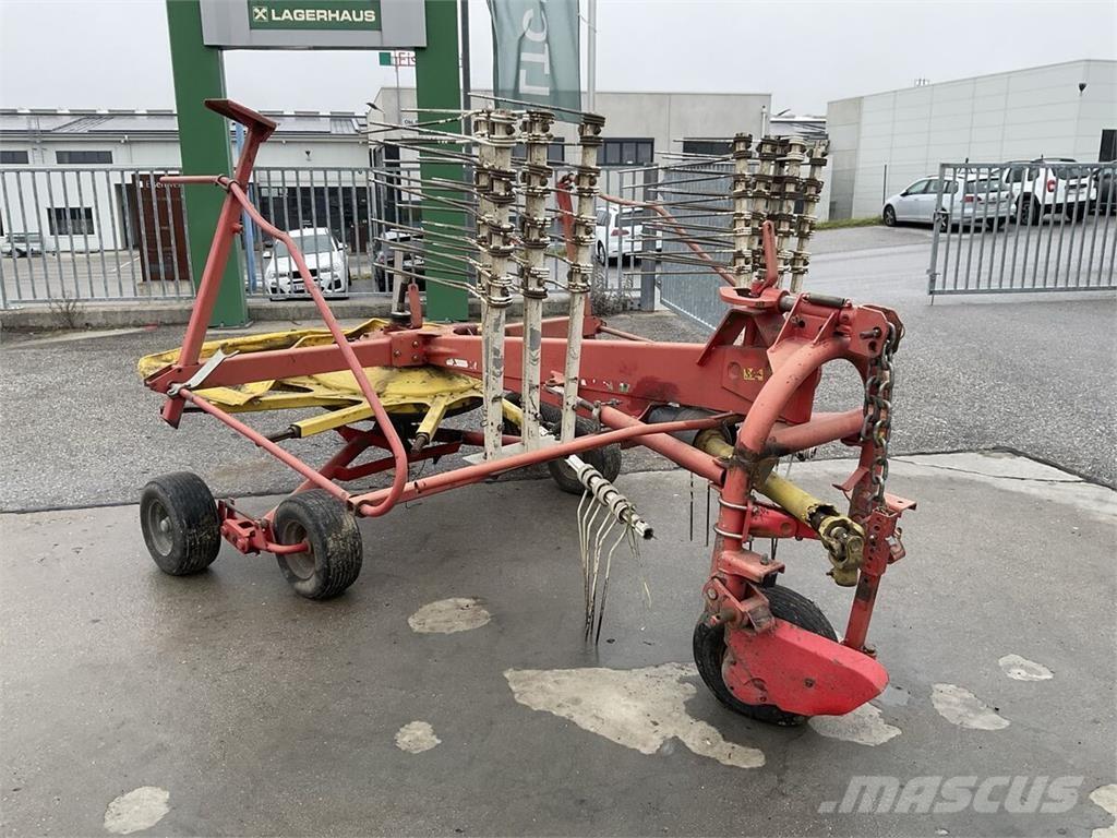 Pöttinger TOP 461 N Utilaj de răvăşit fân