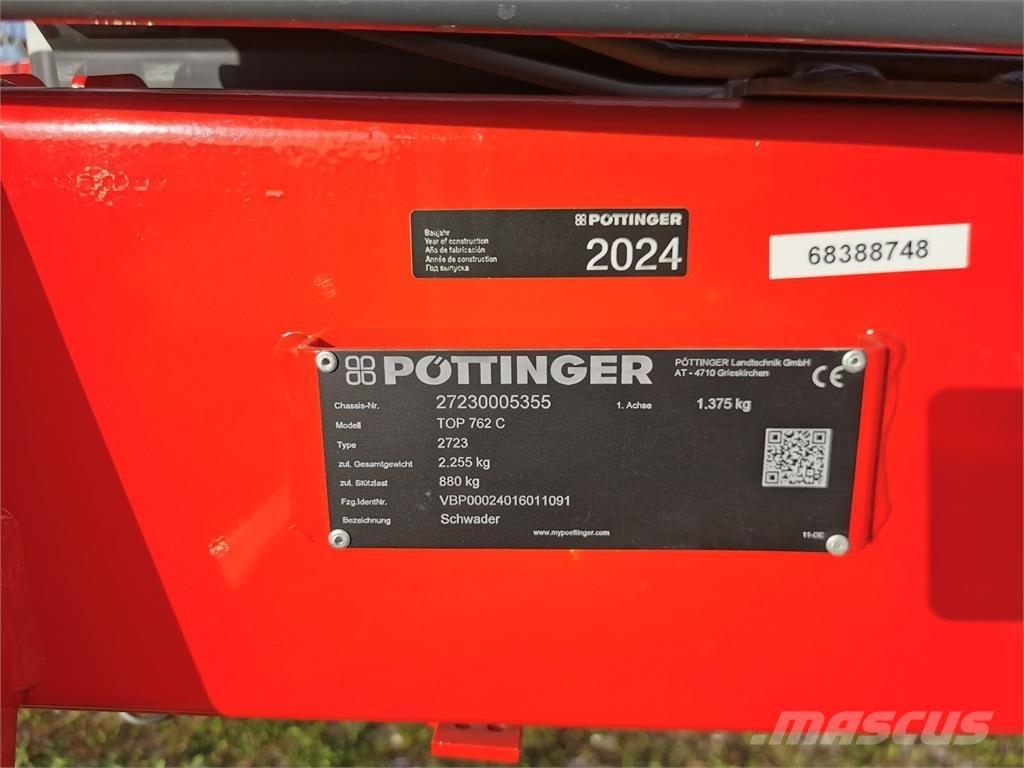 Pöttinger TOP 762C Utilaj de răvăşit fân