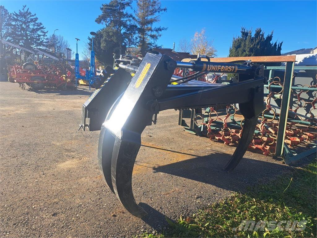  Uniforst 2200 Utilaje forestiere - Altele